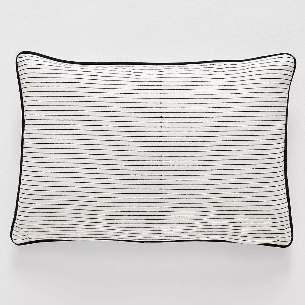 Peru Cushion 40x60 4 Peru Cushion 40x60 - Image 2