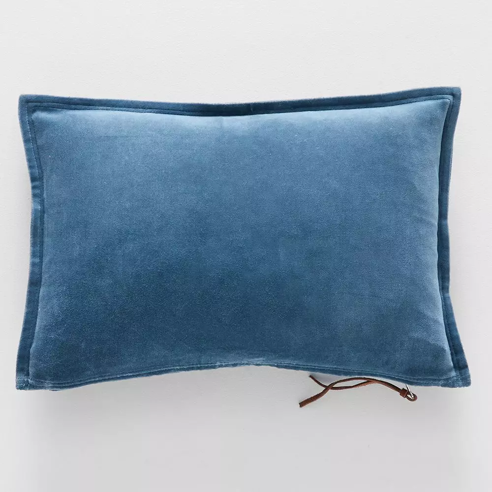 Yashi Cushion 30x45 4 Yashi Cushion 30x45 - Image 2